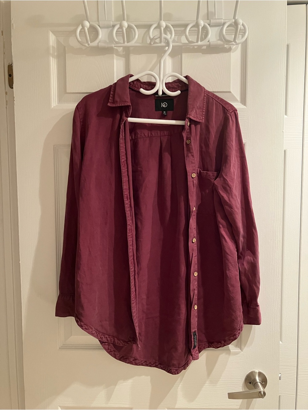 Women’s Casual Button-Down Shirt in Burgundy